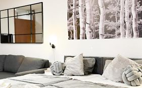Modern Living In Karlsruhe - Frieden Apartments